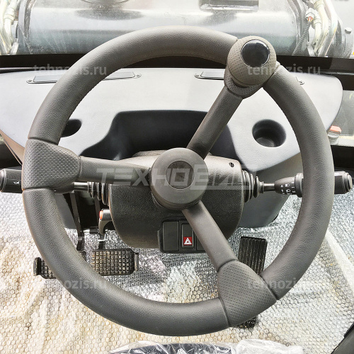 экскаватор-погрузчик 1.2 куба mst m542